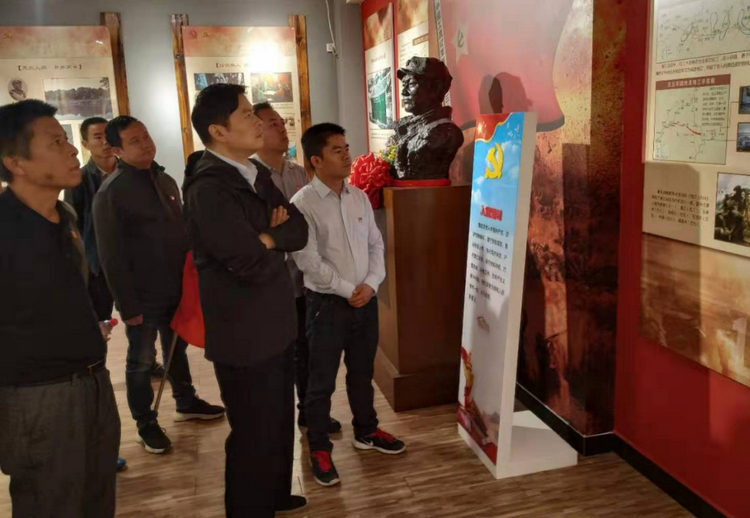 尊龙人生就是博首页党支部开展“不忘初心、、、切记使命”主题党日活动