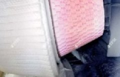 尊龙人生就是博首页耐磨陶瓷复合衬板在生料立磨磨辊轴；；；ふ稚系睦殖捎τ